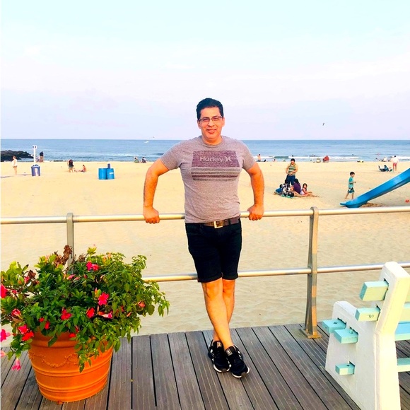 Sunday share show with captain Mo😘😍.Come and join us.Great deals - Picture 8 of 12